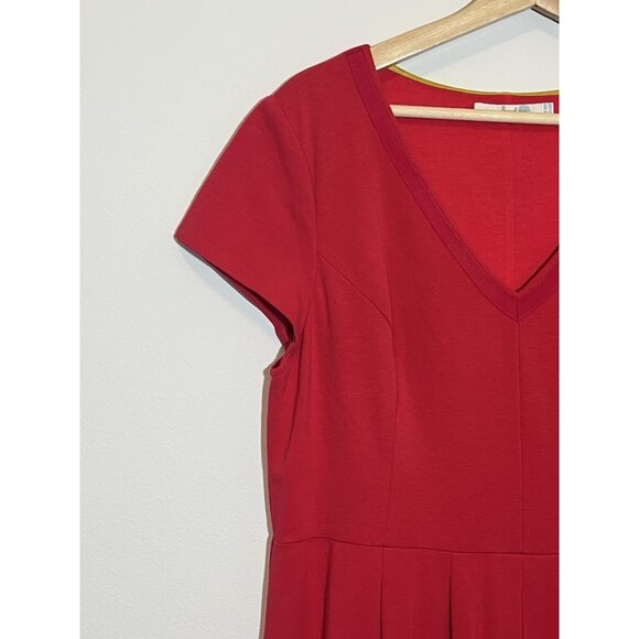 Boden Women Red Dress Size 12 Cap Sleeve Pleated Heavyweight Christmas - Picture 6 of 11